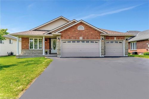 25 Mapleview Dr, Hagersville, ON, N0A1H0 | Card Image