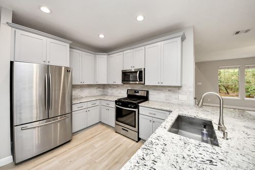 66 Scarlet Woods Ct, The Woodlands, TX, 77380-2606 | Card Image