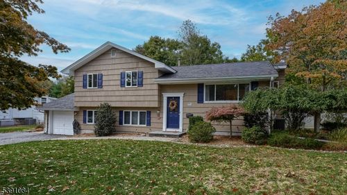 21 Cardinal Dr, Oakland, NJ, 07436-3910 | Card Image