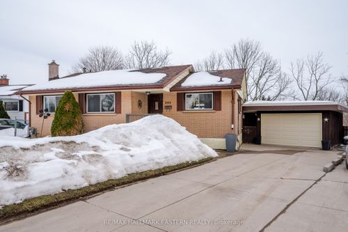 990 Oriole Crescent, Peterborough, ON, K9H6L4 | Card Image