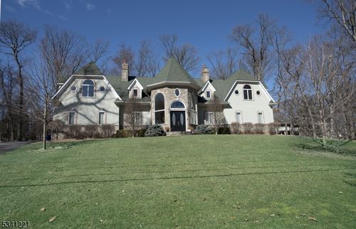 673 Glendale Rd, Franklin Lakes, NJ, 07417-1703 | Card Image