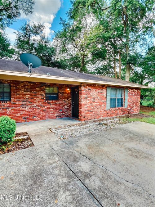 b-1115 Hickory Drive, Long Beach, MS, 39560 | Card Image