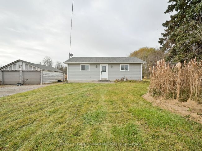 9052 9 Th Line, House other with 2 bedrooms, 1 bathrooms and 10 parking in Norval ON | Image 12