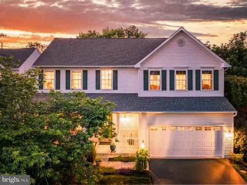 43262 Stoneyglen Ct, ASHBURN, VA, 20147-5118 | Card Image