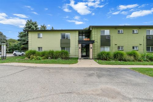 107-1050 N Adams Road, Birmingham, MI, 48009 | Card Image