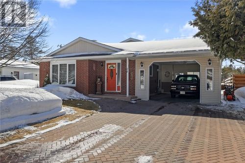 412 Bois St, Espanola, ON, P5E1A6 | Card Image