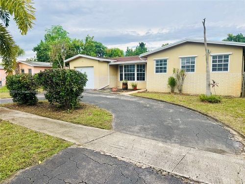 4771 Nw 20th St, Lauderhill, FL, 33313-4131 | Card Image