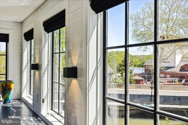 5 - 18 W Mechanic St, Townhouse with 3 bedrooms, 3 bathrooms and null parking in NEW HOPE PA | Image 12