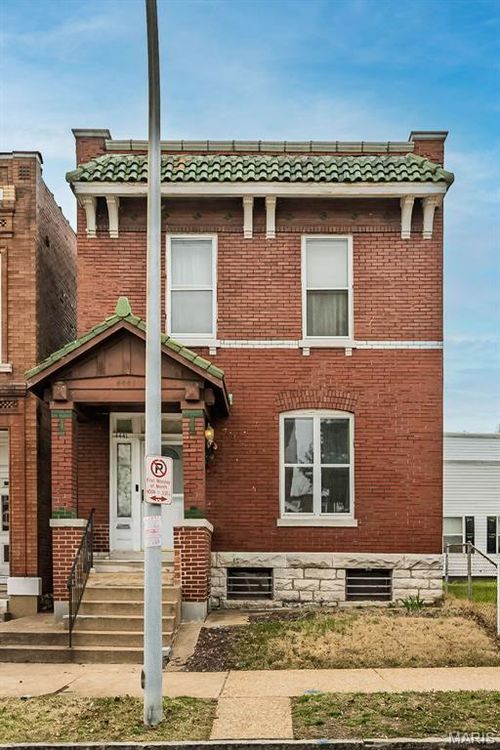 4441 Minnesota Ave, Saint Louis, MO, 63111-1218 | Card Image