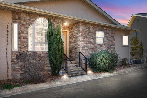 22a-620 Grand Point Dr, Hot Springs, AR, 71901-8979 | Card Image