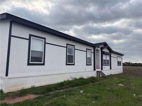 182 Hcr 3268 Road, Mount Calm, TX, 76673 | Card Image