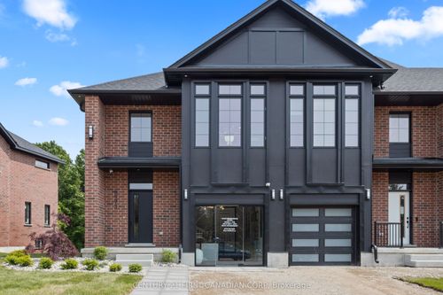 6973 Heathwoods Ave, London, ON, N6P0J7 | Card Image