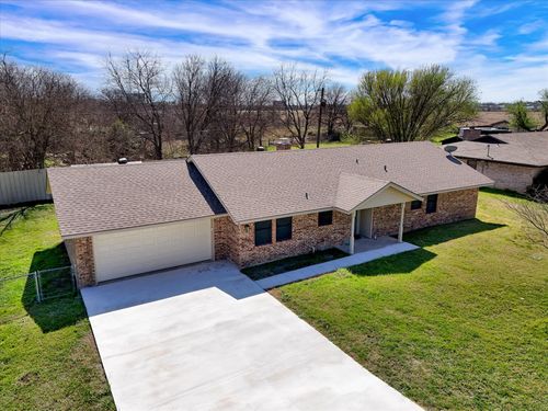 1006 Eagle Dr, Eddy, TX, 76524-3320 | Card Image