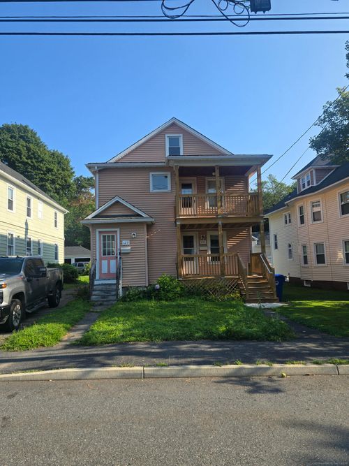 129 Calhoun St, Torrington, CT, 06790-3707 | Card Image