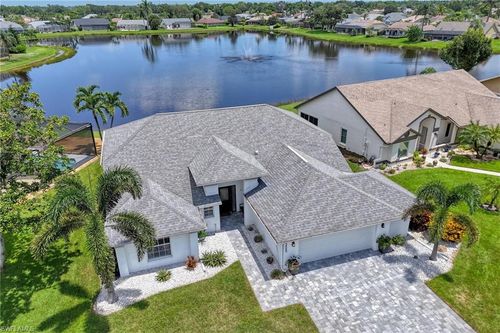 22589 Island Lakes Dr, Estero, FL, 33928-2338 | Card Image