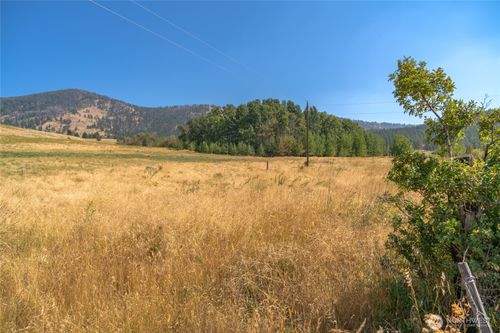 111 Fritz Rd, Riverside, WA, 98849-9628 | Card Image