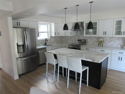 kitchen island | Image 3