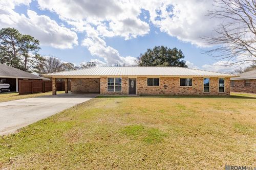 445 Venzule Dr, Brusly, LA, 70719-2146 | Card Image