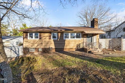 435 Hyde St, Burlington, NC, 27217-3001 | Card Image