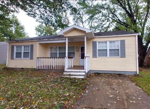 402 Ohio St, Pittsburg, KS, 66762-6428 | Card Image