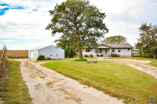 1277 200th St, Hiawatha, KS, 66434 | Card Image