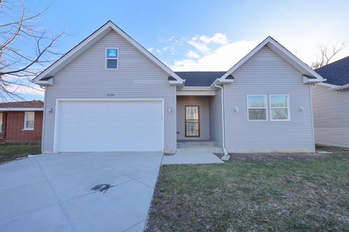 3739 W 139th St, Robbins, IL, 60472-1903 | Card Image