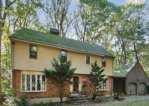 51 Charing Cross, Avon, CT, 06001-2630 | Card Image