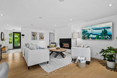 2872 Muskoka Rd 118 W, Port Carling, ON, P0B1J0 | Card Image