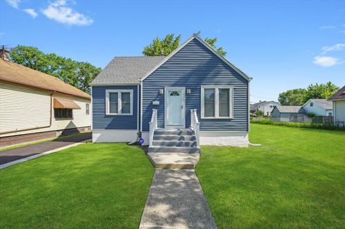 536 E 155th St, Phoenix, IL, 60426-2637 | Card Image