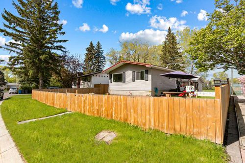 2218 Westview Cres, Bowden, AB, T0M0A1 | Card Image