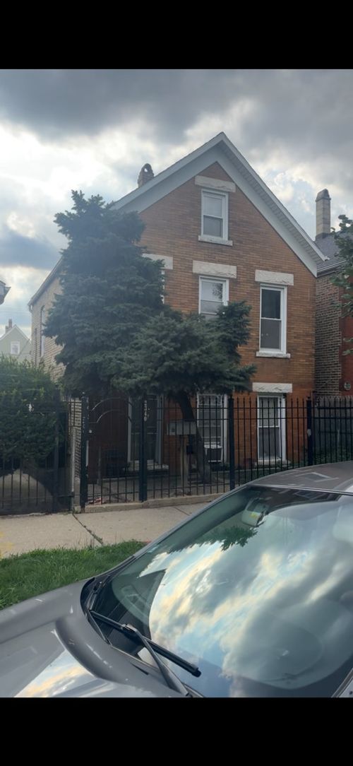 2340 S Sacramento Ave, Chicago, IL, 60623-3461 | Card Image