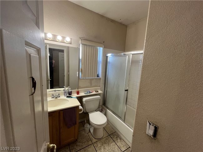 1100 Warm Canyon Way, House other with 3 bedrooms, 2 bathrooms and null parking in Las Vegas NV | Image 4