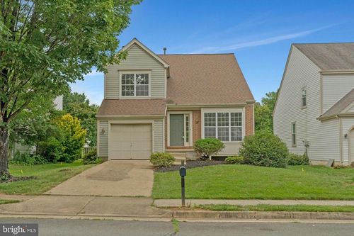 709 Foxtail Cir Ne, LEESBURG, VA, 20176-4928 | Card Image