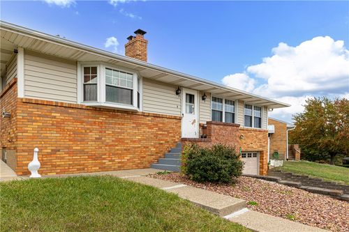 263 Robinhood Rd, Pittsburgh, PA, 15220-3013 | Card Image