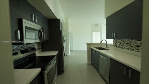 apt-820-729 Nw 2nd St, Miami, FL, 33128-1471 | Card Image
