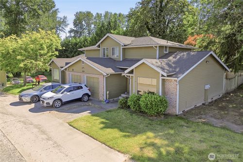 6808 112th Ave E, Puyallup, WA, 98372-2806 | Card Image