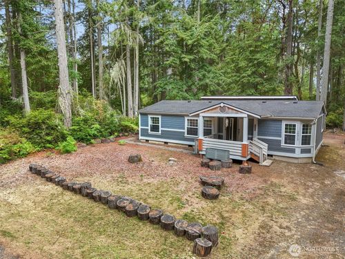 10517 Matthews Way, Anderson Island, WA, 98303-9743 | Card Image