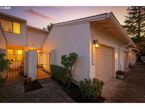 3230 Ne 29th St, Gresham, OR, 97030-3367 | Card Image