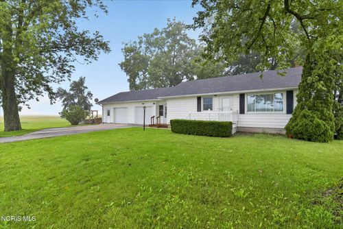 9015 County Road L, Delta, OH, 43515-9296 | Card Image