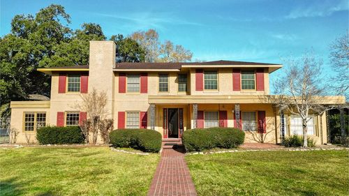 208 W Putnam Ave, Ganado, TX, 77962 | Card Image