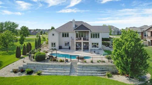 1301 Leone Ridge Dr, Manhattan, KS, 66503-4003 | Card Image