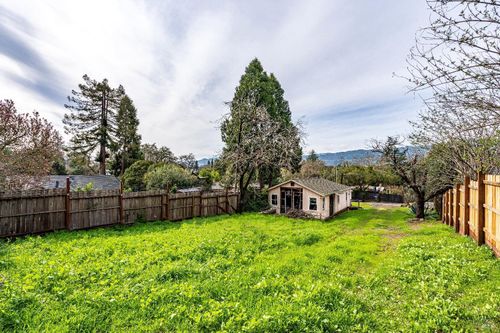 17364 Hillside Ave, Sonoma, CA, 95476-3427 | Card Image