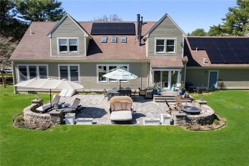 110 Osprey Dr, East Greenwich, RI, 02818-1340 | Card Image