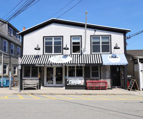 87 Water St, Woods Hole, MA, 02543-1025 | Card Image