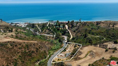 3821 Carbon Canyon Rd, Malibu, CA, 90265-5004 | Card Image