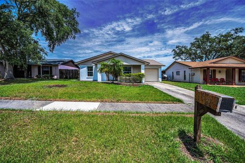 843 Greenfield Dr, PALM HARBOR, FL, 34684-3220 | Card Image