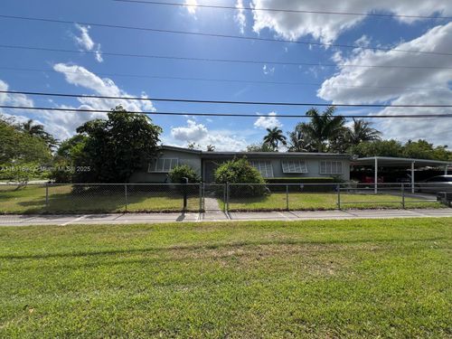 900 Nw 14th Ave, Homestead, FL, 33030-3903 | Card Image