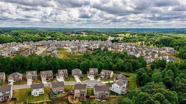 7059 Lancaster Xing, House other with 4 bedrooms, 3 bathrooms and 3 parking in Flowery Branch GA | Image 41