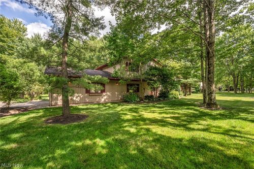 6845 Liberty Rd, Solon, OH, 44139-5003 | Card Image