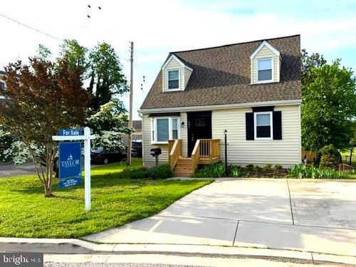 327 Walton Ave, BALTIMORE, MD, 21225-3731 | Card Image